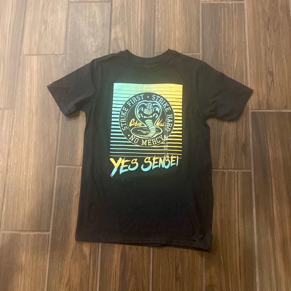 Boys tshirt size 10-12
